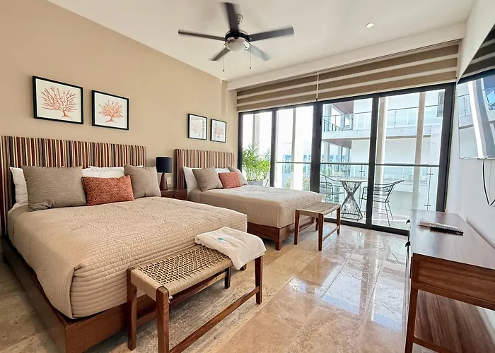 Serenada 4th Floor 2 Bedroom By Dpm